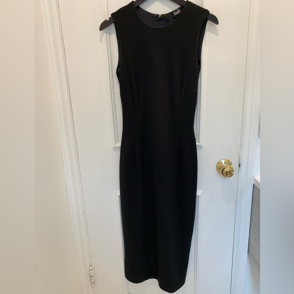 Dolce & Gabbana (D&G) black sleeveless long pencil dress. Size small